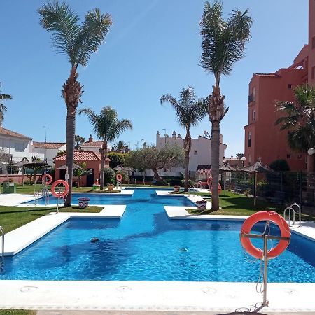 Apartamentos Los Hidalgo Golf Manilva Exteriör bild