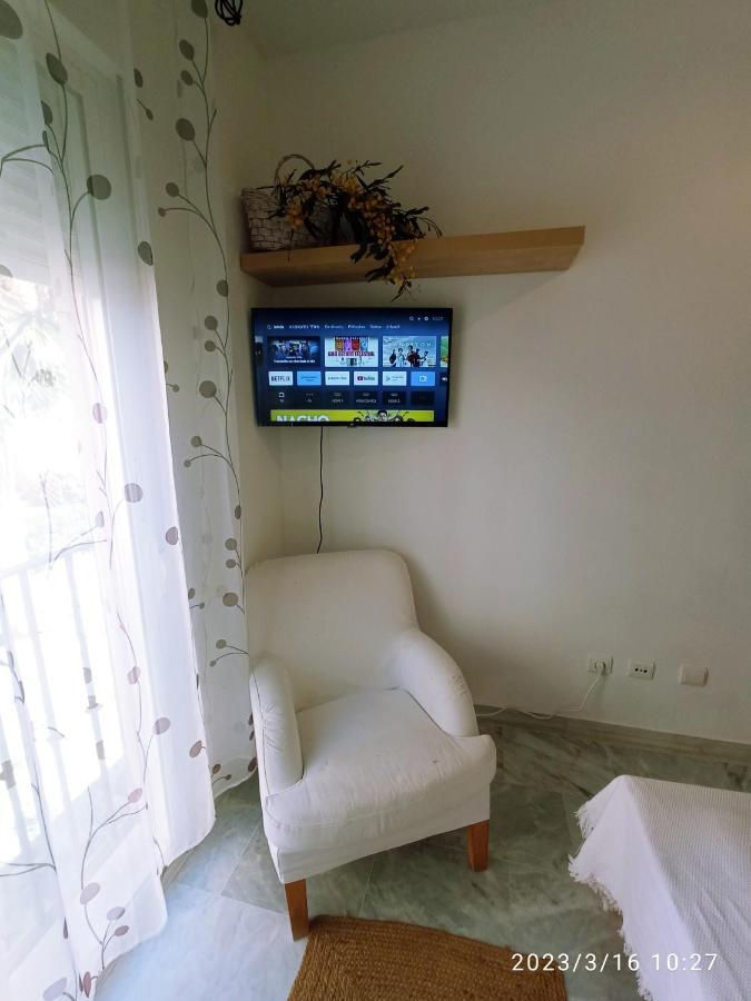 Apartamentos Los Hidalgo Golf Manilva Exteriör bild