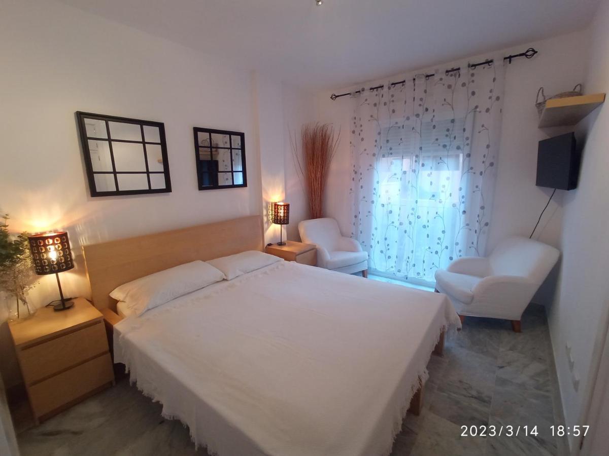 Apartamentos Los Hidalgo Golf Manilva Exteriör bild