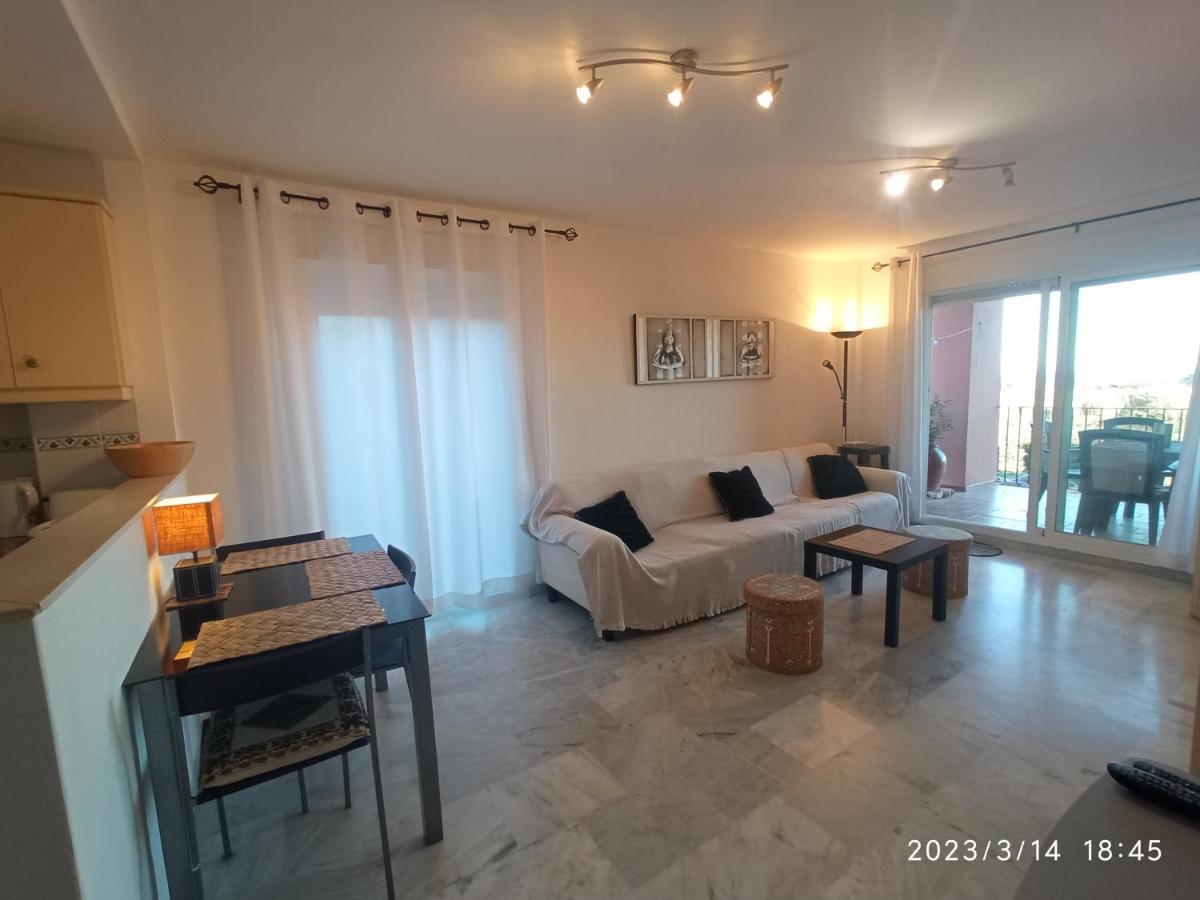 Apartamentos Los Hidalgo Golf Manilva Exteriör bild